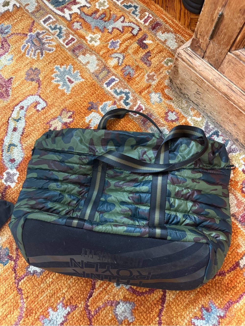 Think Rolyn Wingman Bag Tote - Picture 5 of 6